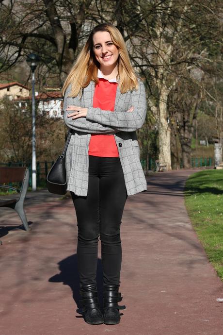 Outfit sencillo y chic para ir a clase