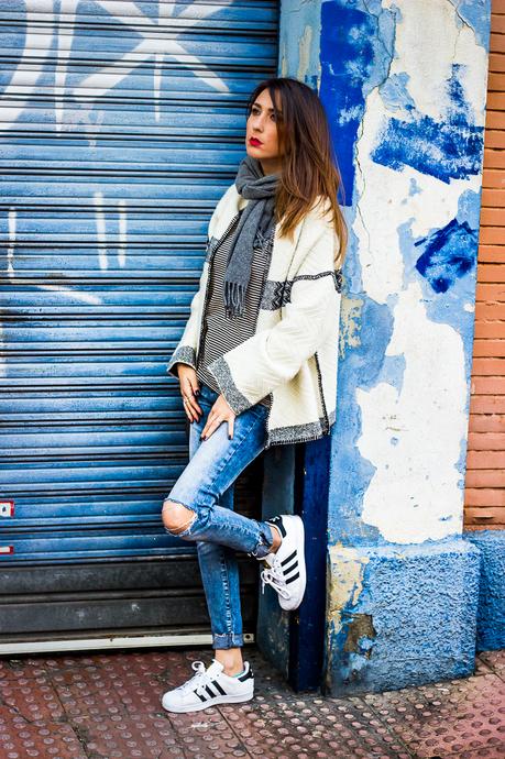 seguro humedad Roca Ripped Jeans And Adidas Superstar - Paperblog