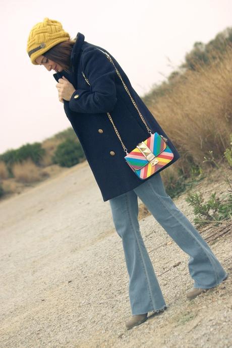 Look con chaleco de pelo