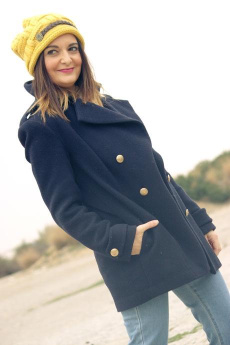 Look con chaleco de pelo