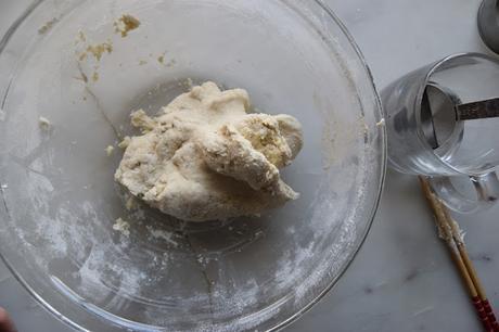 Gyozas de cerdo y col china. El plato japonés que no te quieres perder Gyozas de cerdo y col china. El plato japonés que no te quieres perder