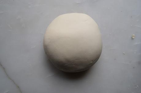 Gyozas de cerdo y col china. El plato japonés que no te quieres perder Gyozas de cerdo y col china. El plato japonés que no te quieres perder