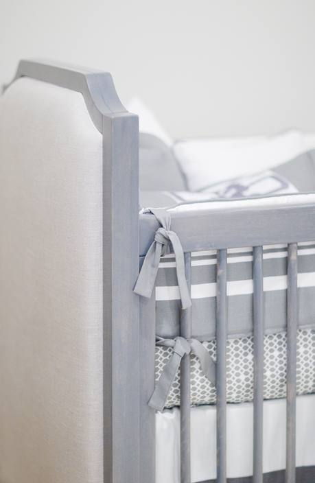 HABITACIÓN ELEGANTE DE UN BEBE