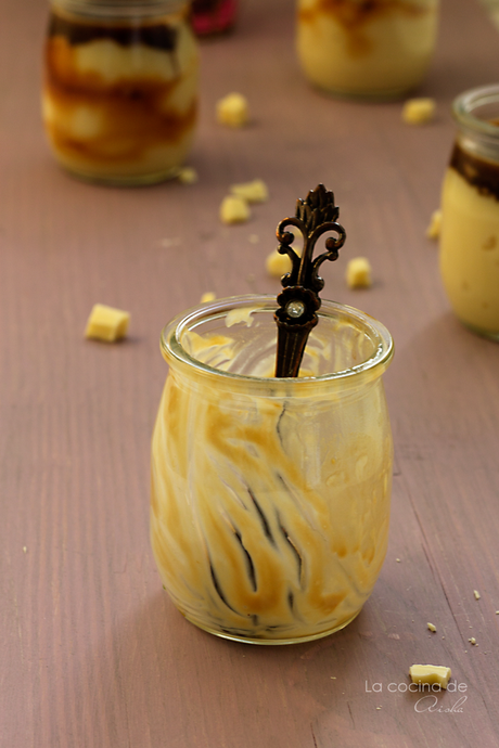Vasitos de chocolate blanco y espresso
