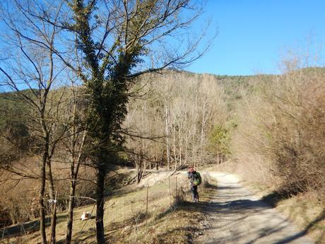 De Ripoll a Campdevànol por els gorgs del torrent de la Cabana