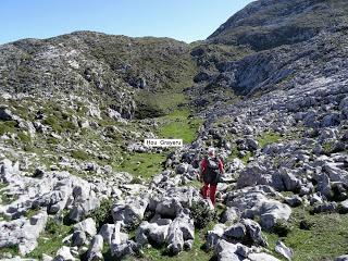 La Tiese-Toyeyu-El Canalizu-Las Fuentes de Onís-Las Bobias-Belbín