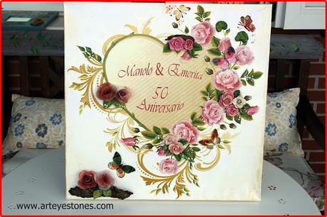 LIENZO CON FLORES DE PASTA Y SILICONA...UN RECUERDO DE CINCUENTA AÑOS!!!