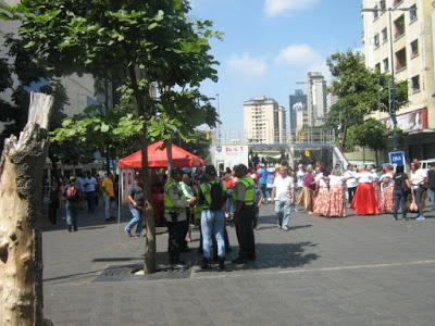 EL RECREO -LA ONA ESTUVO PRESENTE EN EL BULEVAR DE SABANA GRANDE INTEGRANDO SUS ACTIVIDADES CON LA COMUNIDAD. La idea es dar mas apoyo a los Consejos Comunales y avanzar con soluciones conjuntas