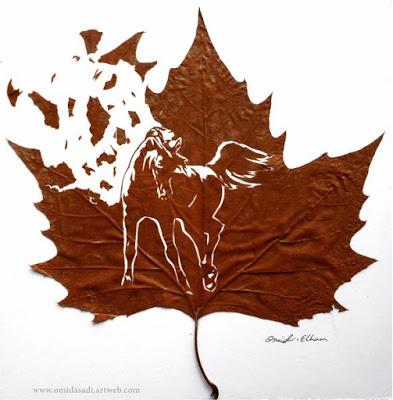 Arte en hojas de árboles.