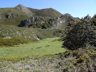 Puerto Tarna-Abedular-Montoviu-Ventaniella-Los Llobiles