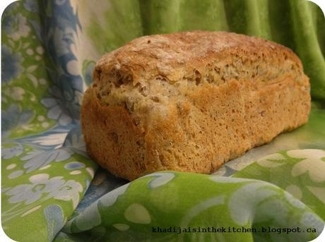 PAIN DE LA SEMAINE: PAIN AUX GRAINES DE LIN / BREAD OF THE WEEK: FLAXSEED BREAD / PAN DE LA SEMANA: PAN CON SEMILLAS DE LINO /خبز الاسبوع :خبز بذور الكتان