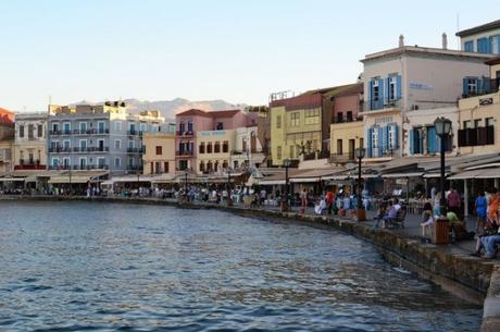 La bahía de Hania, con sus casas de estilo veneciano