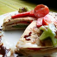 Tortitas de avena con fresas y kiwi