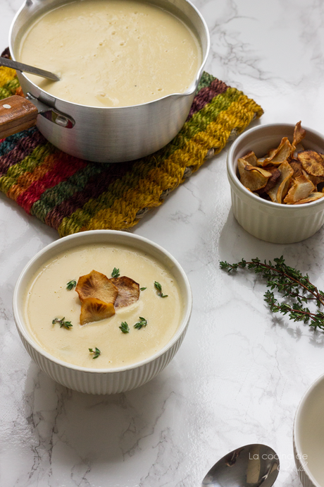 Crema de tupinambo con tomillo y chips