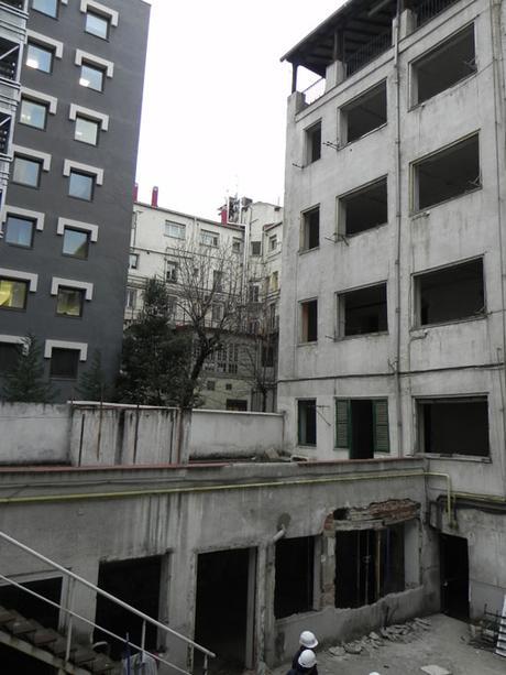 INICIO DE OBRA EN EDIFICIO DE VIVIENDAS DE LUJO EN EL CENTRO DE MADRID