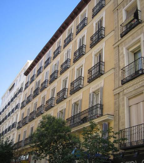 INICIO DE OBRA EN EDIFICIO DE VIVIENDAS DE LUJO EN EL CENTRO DE MADRID