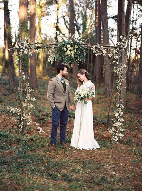 ►Altar de Ramas y Flores para una Boda en el Bosque◄ ►Altar de Ramas y Flores para una Boda en el Bosque◄