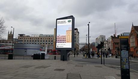 Land Rover lanza una campaña de exterior con filtros en vivo al estilo Instagram