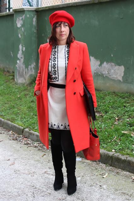 MIS LOOKS - VESTIDO BORDADO