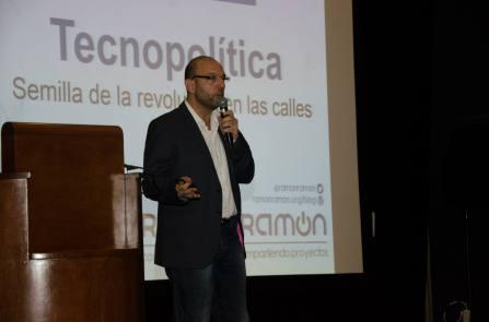 Ciberactivismo y tecnopolítica, la ciudadanía empoderada y conectada por la Sociedad-Red