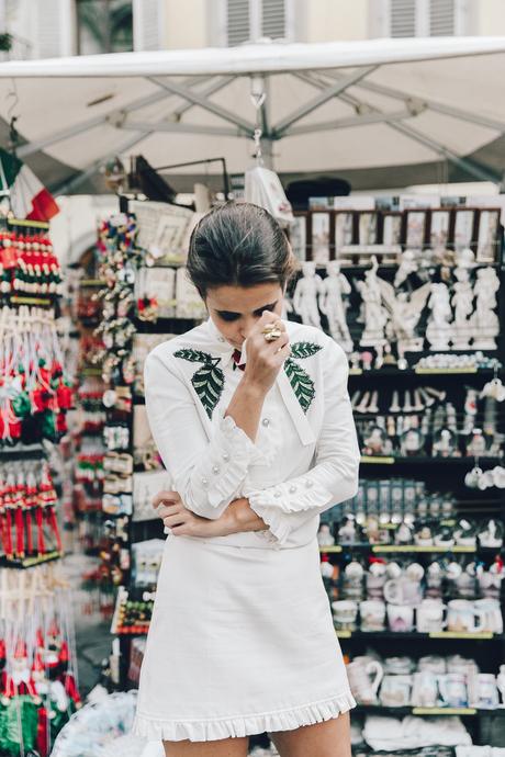 Firenze4Ever-Luisa_VIa_Roma-Gucci_White_Dress-Gucci_Gold_Sandals-Outfit-Florence-Street_Style-25