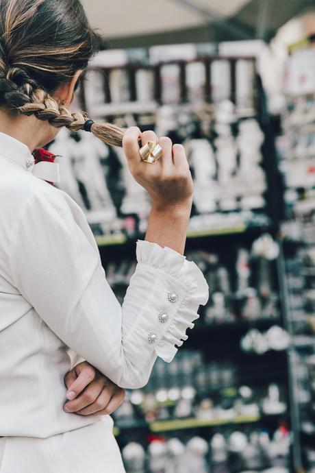 Firenze4Ever-Luisa_VIa_Roma-Gucci_White_Dress-Gucci_Gold_Sandals-Outfit-Florence-Street_Style-22