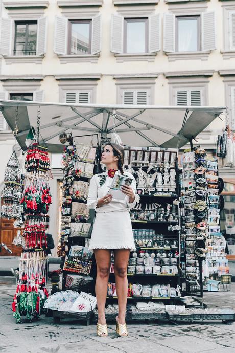 Firenze4Ever-Luisa_VIa_Roma-Gucci_White_Dress-Gucci_Gold_Sandals-Outfit-Florence-Street_Style-3