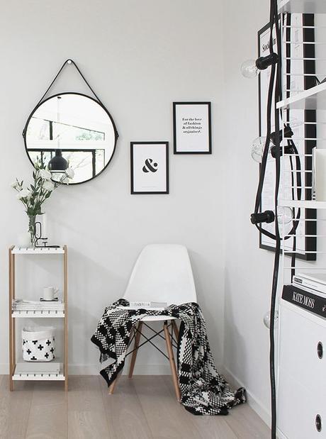 Espejo Adnet: Otro must en decoración que no puede faltar.