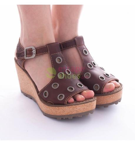 COLABORANDO CON ESCAPESHOES