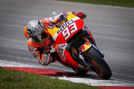 Lorenzo sorprendente en el primer día de test de MotoGP en Sepang