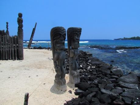 Los Tiki o Ki'i, estatuas de dioses hawaianos