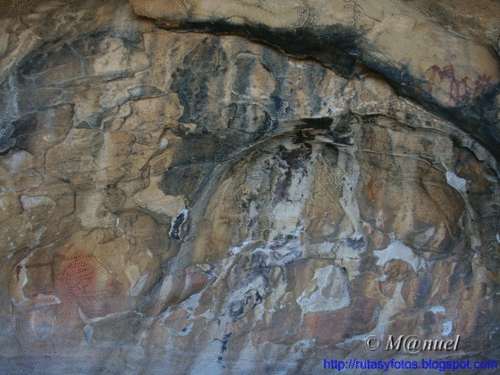 Montaje aclaratorio del mural de la Laja Alta