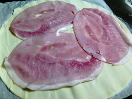 Rollitos de hojaldre con jamón y queso – Rollitos de hojaldre al horno – Rotolini di prosciutto e sottilette rollitosyorkqueso1