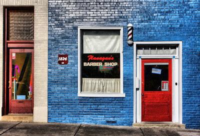 ESTE JUEVES.................................MIS HORAS EN LA PELUQUERÍA