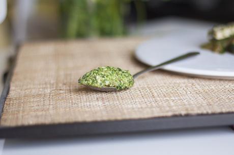 lacucharazul-pesto-cilantro-almendras