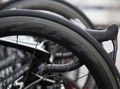 Zipp introduce nuevo ruedas rápidas, estables imanes costados