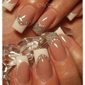 Chic Nails