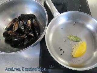 VELOUTE DE MEJILLONES AL AZAFRAN