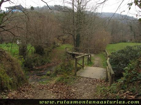 Puente sobre el río