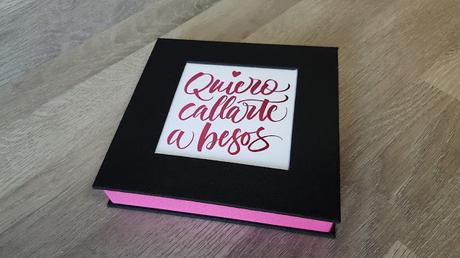 Caja y cuadernos para un momento muy especial.