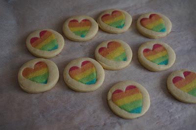 Galletas de corazones arcoiris