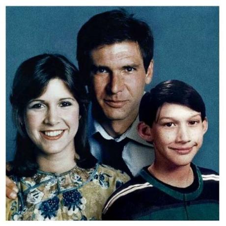 “Star Wars: El despertar de la Fuerza” (2015), un despertar tranqui