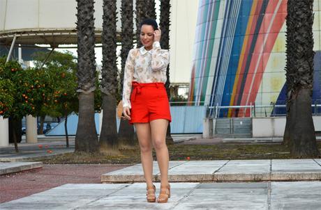 Outfit | Red shorts