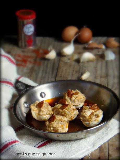 HUEVOS RELLENOS DE BACALAO CON AJO ARRIERO