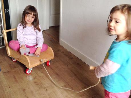 Luna y Mar carrito arrastre