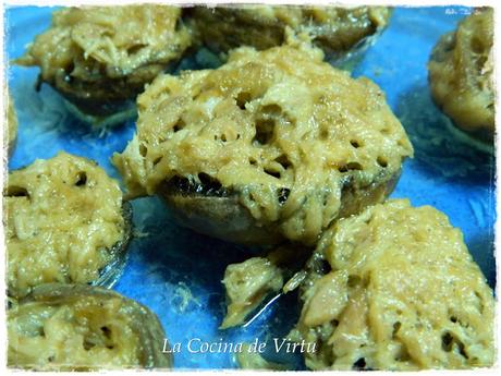 Champiñones rellenos con aroma al microondas