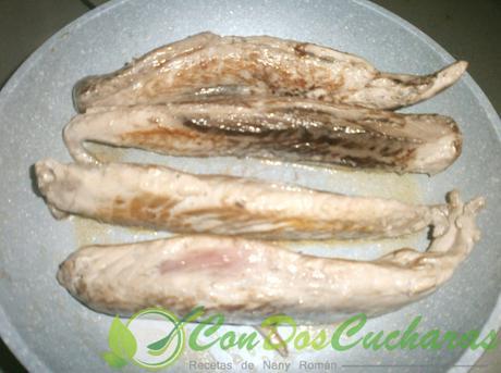 Bonito listado con crema de pimientos Bonito listado con crema de pimientos