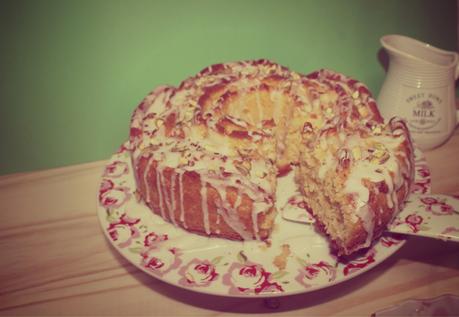 BUNDT CAKE DE LIMON CON PISTACHOS