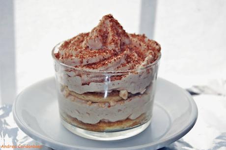 IDEA DE APERITIVO PARA EL  MENÚ SAN VALENTÍN. TIRAMISÚ DE FOIE CON QUESO, MAIZ Y BIZCOCHO DE OLOROSO