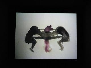 Amal Kenawy: bosque artificial púrpura